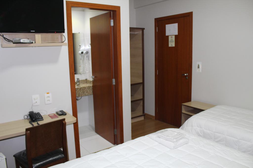 Blu Terrace Hotel Blumenau Exterior foto